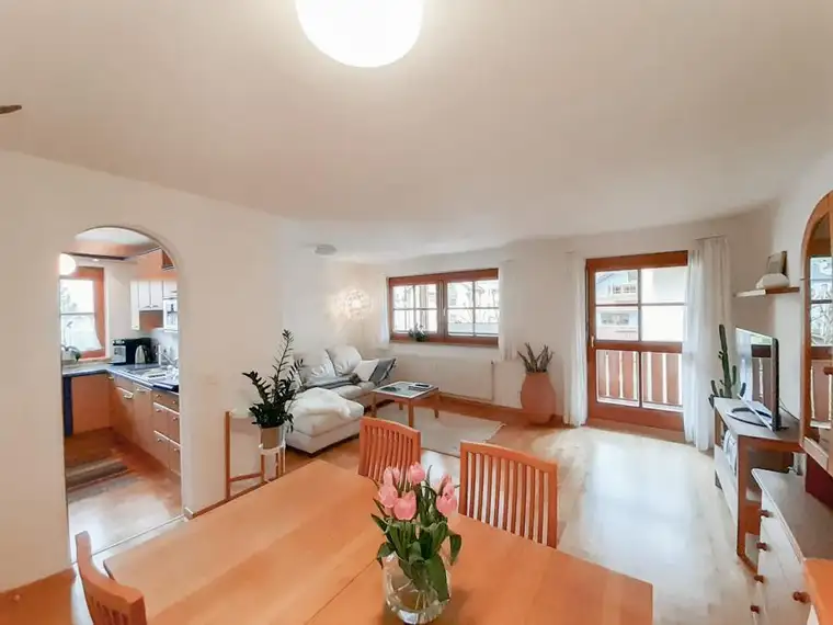 Schöne 4- Zimmer Wohnung in ruhiger Lage von St. Johann im Pongau