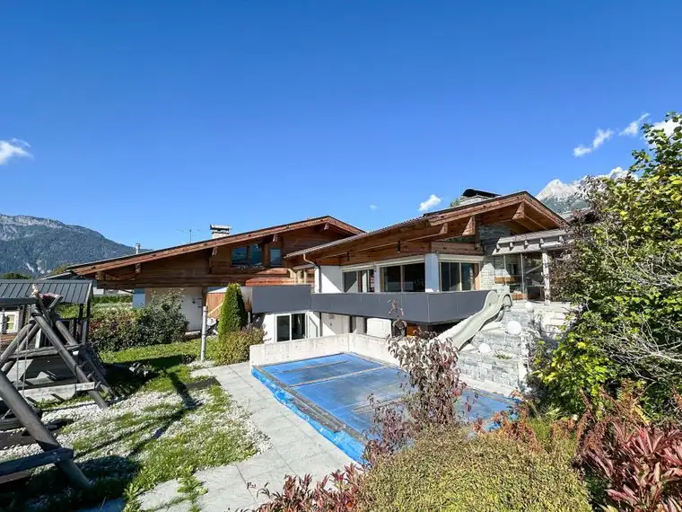 Familienhit: Großzügiges Haus mit Poolanlage, Outdoor- &amp; Wellnessparadies in Panoramalage