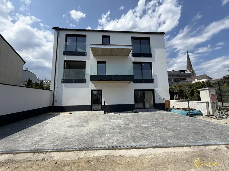 NOCH 3 WOHNUNGEN FREI! 3-ZIMMER GARTENWOHNUNG IN ZENTRUMSLAGE. PREMIUM AUSSTATTUNG! PROVISIONSFREI für den Käufer.