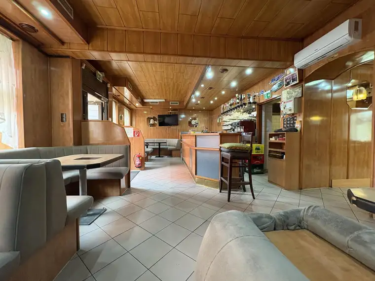 35 Jahre im Betrieb – Langjähriges Gastronomielokal und Wohnung – ca. 145m² Gesamtfläche