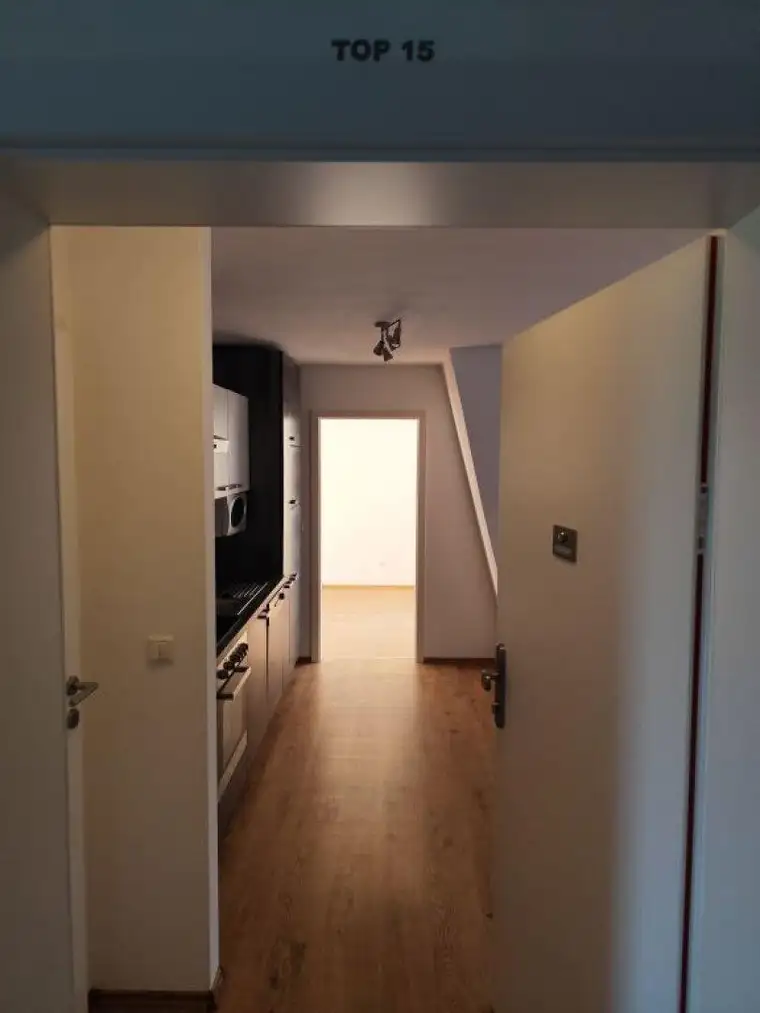 2471 SCHÖNABRUNN - STARTWOHNUNG