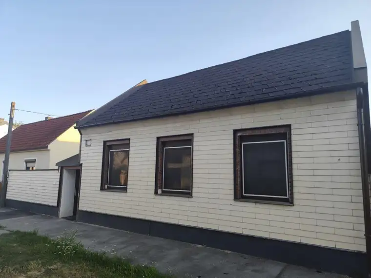 2422 Pama, - Weihnachten schon im eigenen Haus