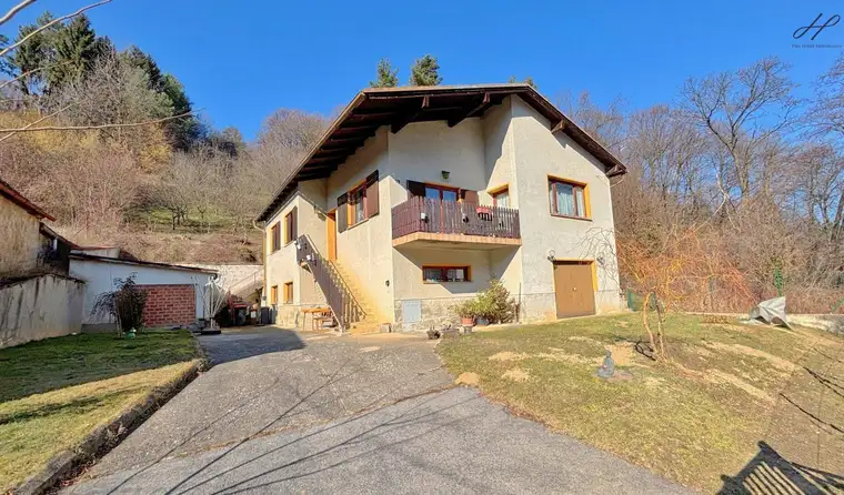 ruhiges, idyllisches Leben am Waldrand - Einfamilienhaus umgeben von Natur