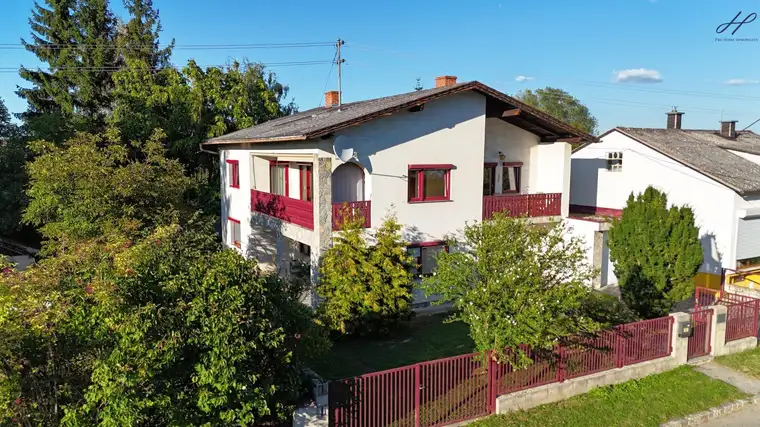 geräumiges Einfamilienhaus in ruhiger Lage