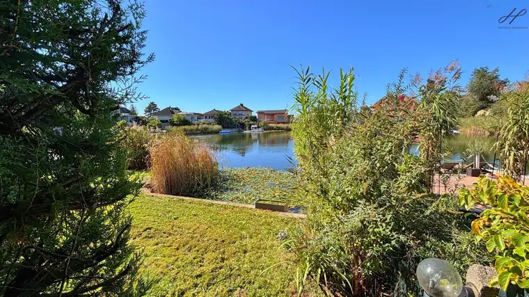 Imposantes &amp; einzigartiges Seegrundstück in unmittelbarer Nähe von Wien!