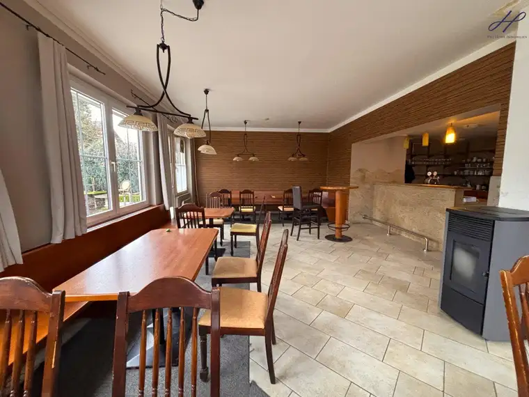 Charmantes Café mit Garten in Bad Schönau zu vermieten!