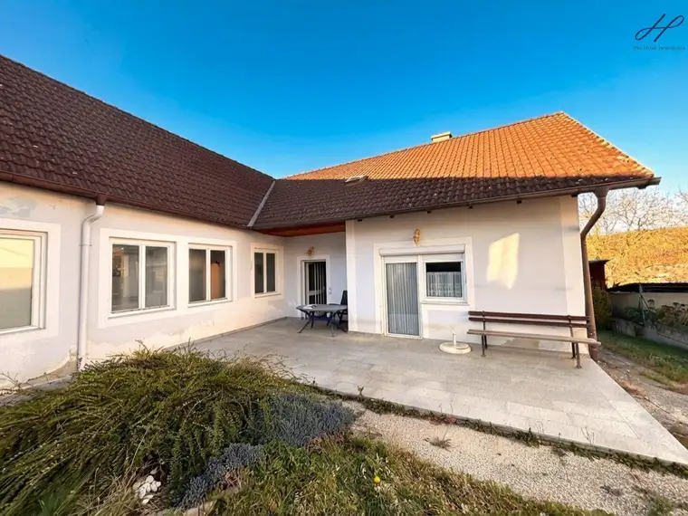 PREISREDUKTION auf € 139.000,– Großzügiges Einfamilienhaus mit sonnigem Garten &amp; viel Potenzial in ruhiger Lage