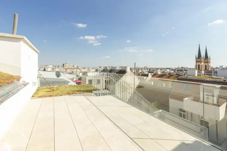 Über den Dächern der Josefstadt | DG Wohntraum mit privater Dachterrasse &amp; Klimaanlage | 4,5 Meter Raumhöhen!