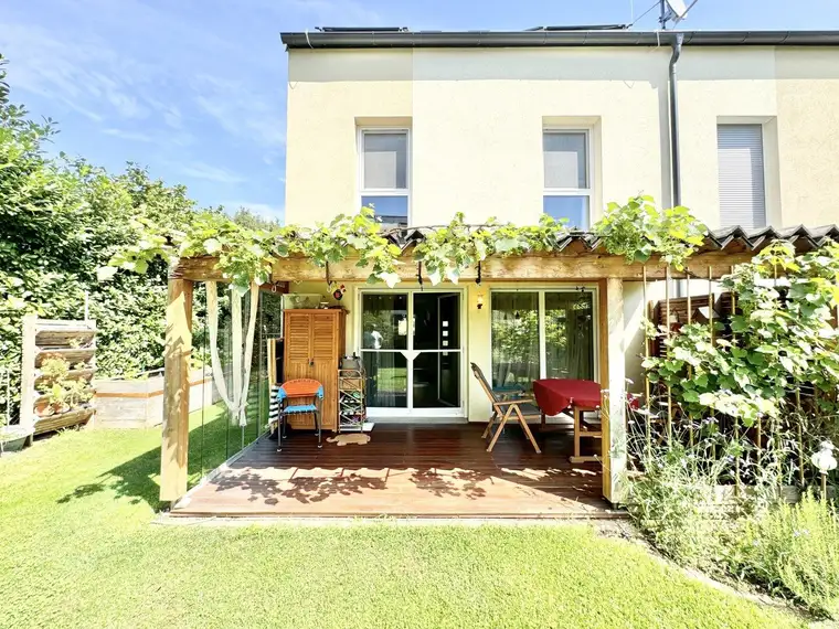 Modernes Eckreihenhaus mit Gartenidylle | WOHNBAUFÖRERDUNG MÖGLICH | Inkl. PV und 2 PKW Stellplätze