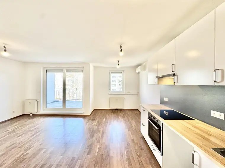 Absolute Ruhelage | 3-Zimmer Terrassenwohnung mit Balkon | UNBEFRISTET