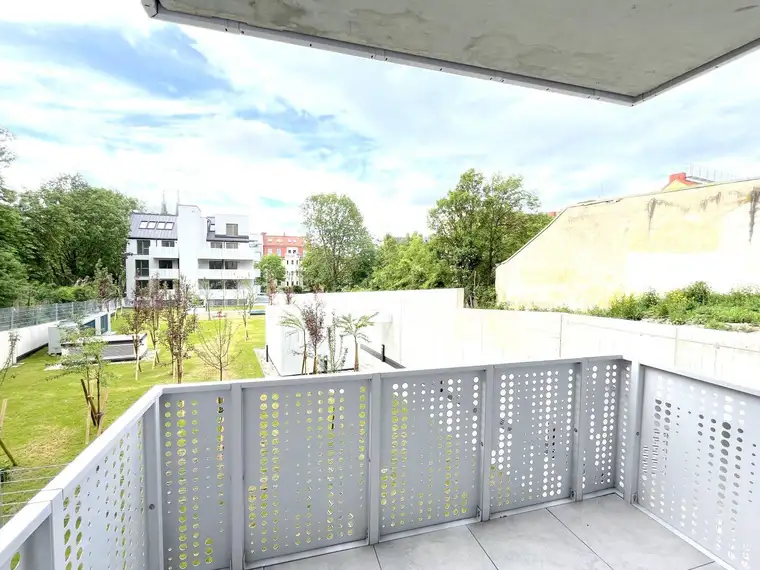 GARTENBLICK | 2-ZI ERSTBEZUG MIT 2 BALKONEN + TIEFGARAGE IN 1140 WIEN