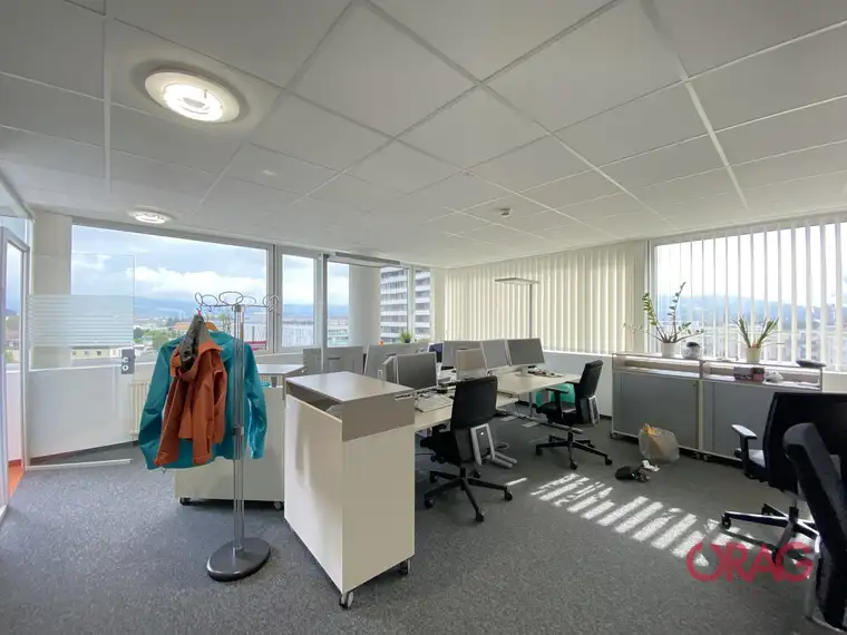 Großzügige &amp; helle Büroflächen mit guter Infrastruktur