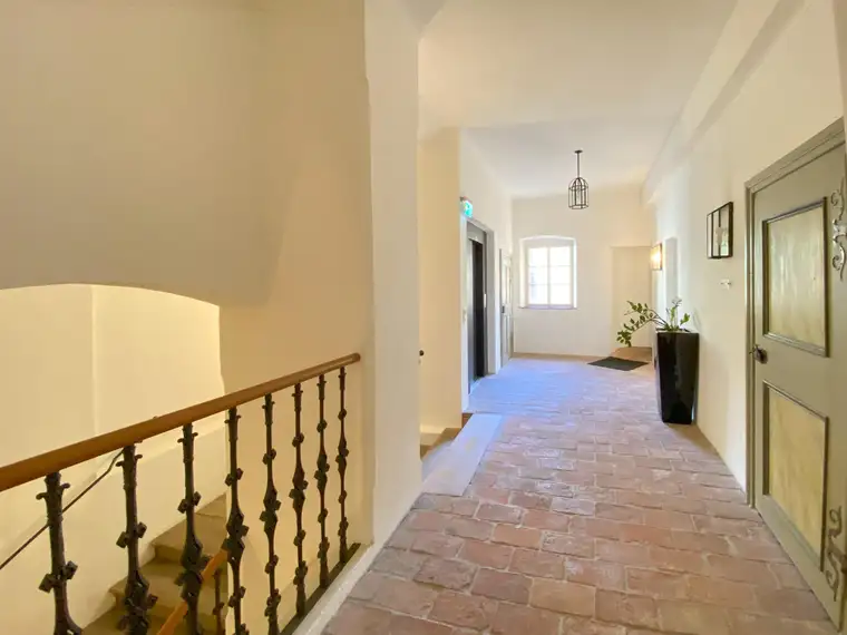 Gediegenes Altbau-Büro mit Flair - im Herzen Salzburgs