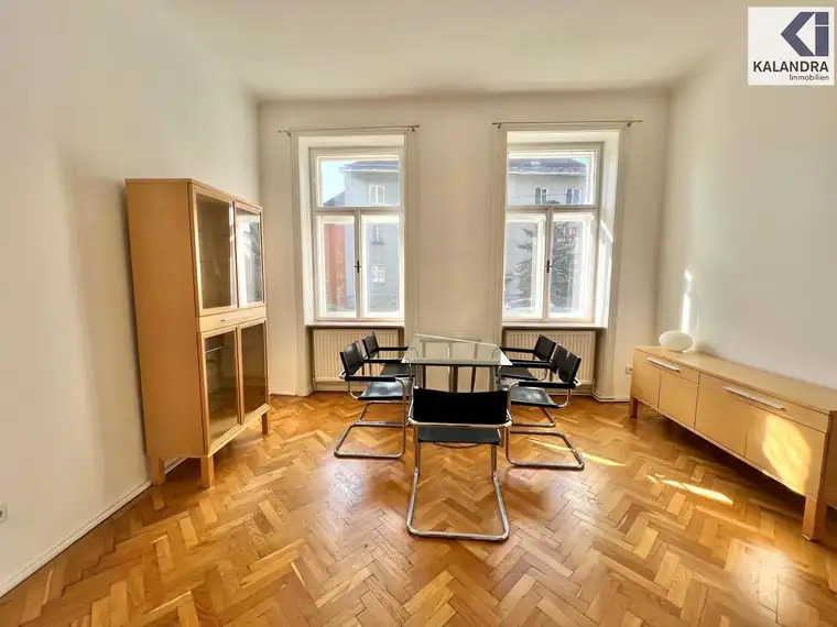 360° TOUR // MÖBLIERTE ALTBAUWOHNUNG // FURNISHED CLASSIC STYLE APARTMENT