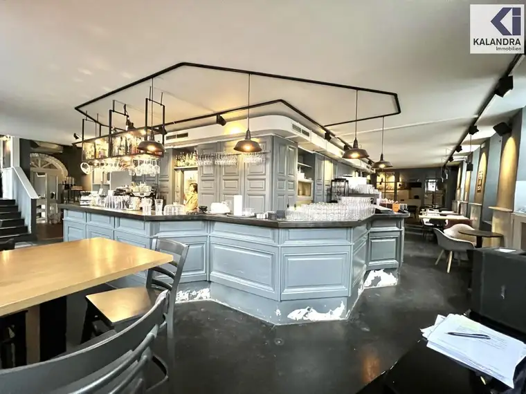 GASTRONOMIELOKAL am LIECHTENWERDER PLATZ