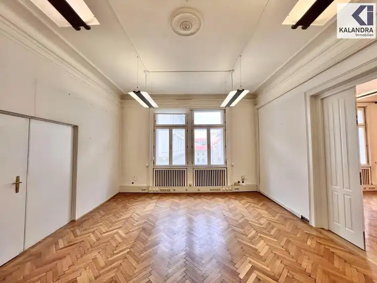 360° TOUR // KLASSISCHES ALTBAUBÜRO NAHE ALBERTINA