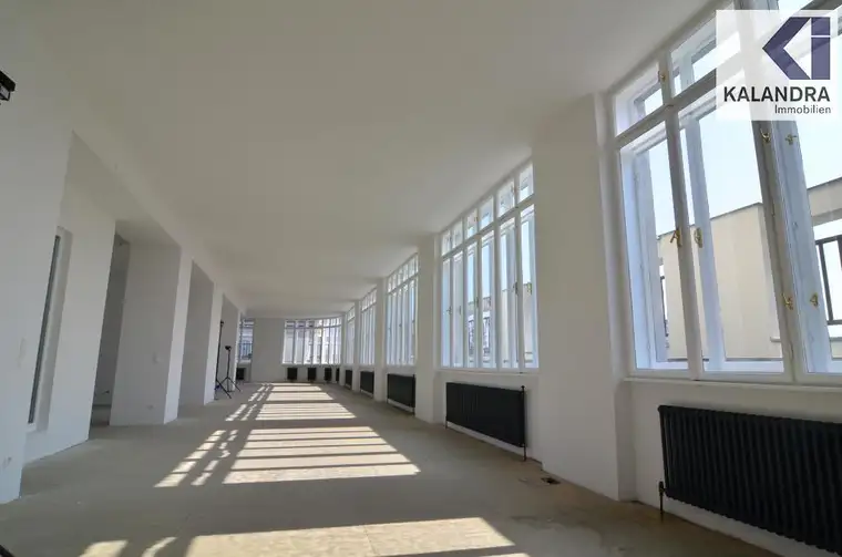 GENERALSANIERTES ALTBAUBÜRO AUF DER MARIAHILFERSTRASSE