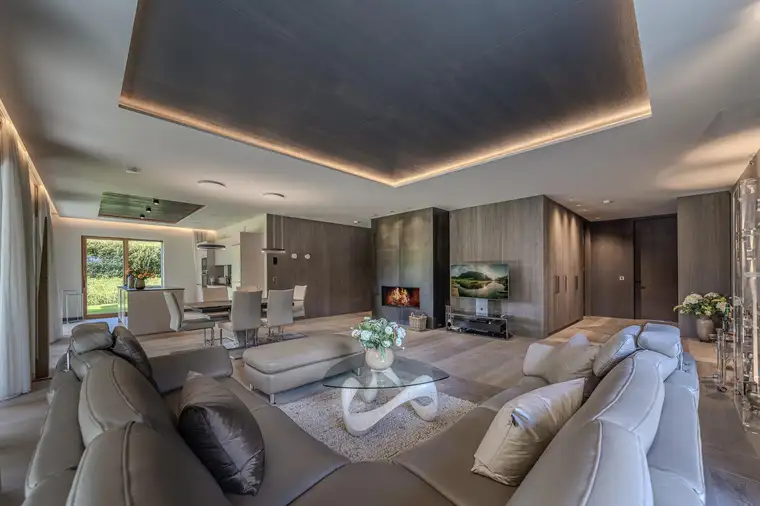 Highclass Erdgeschosswohnung mit großem Garten