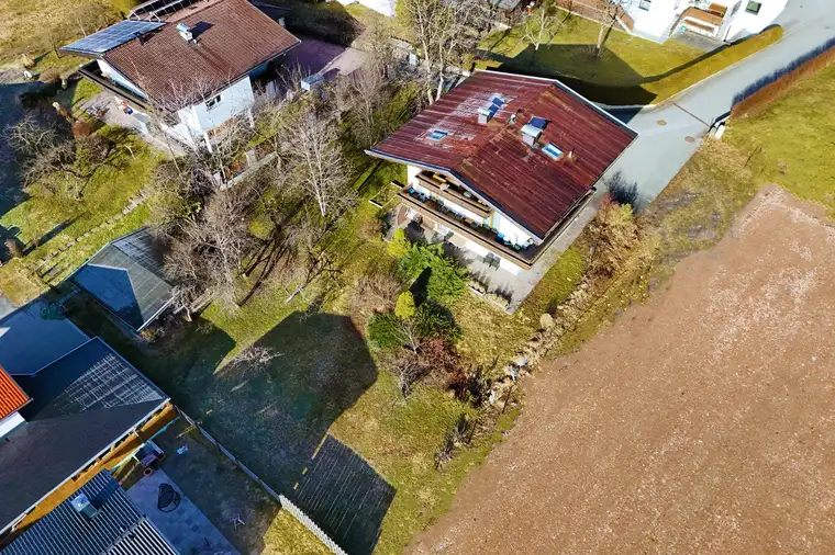Attraktives Mehrgenerationenhaus mit zahlreichen Entwicklungsmöglichkeiten