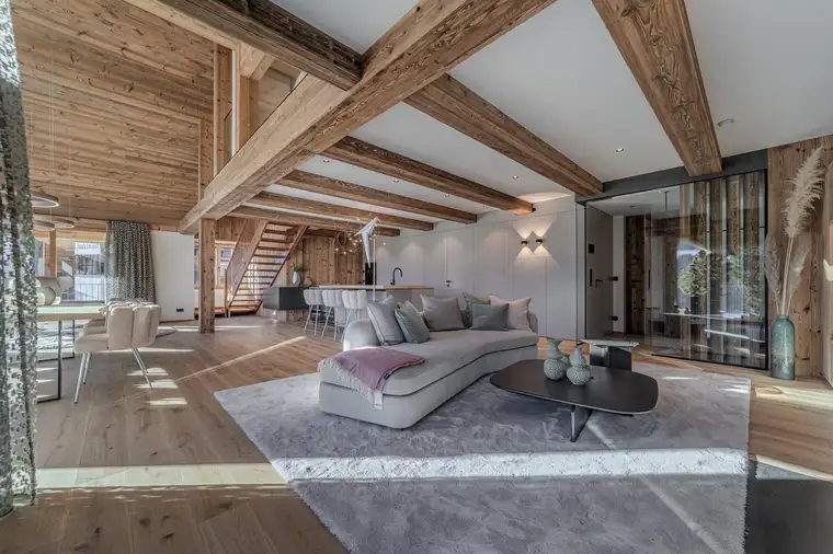 AER Penthouse der Exktraklasse