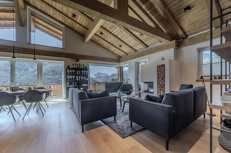 Modernes Landhaus in unverbaubarer Aussichtslage