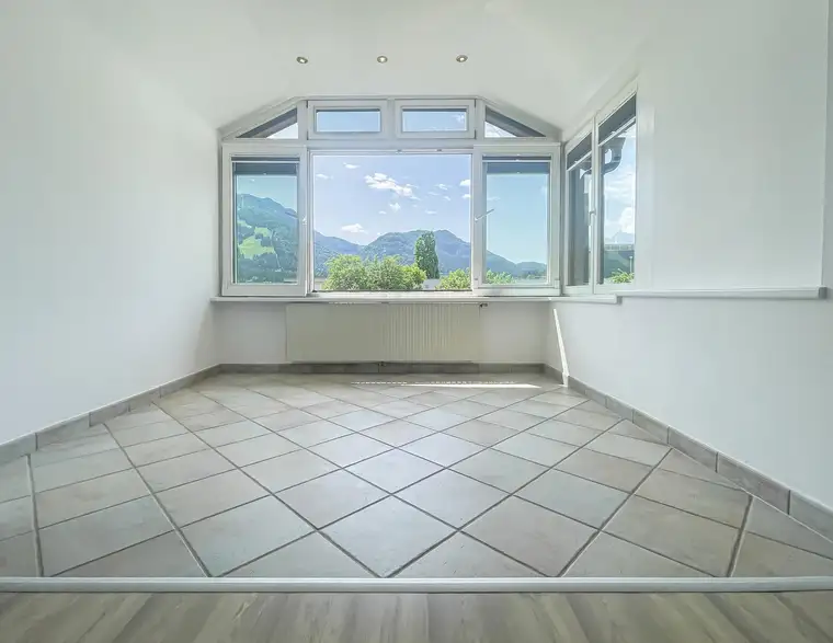 Gemütliche Obergeschosswohnung in schöner Lage (06418)