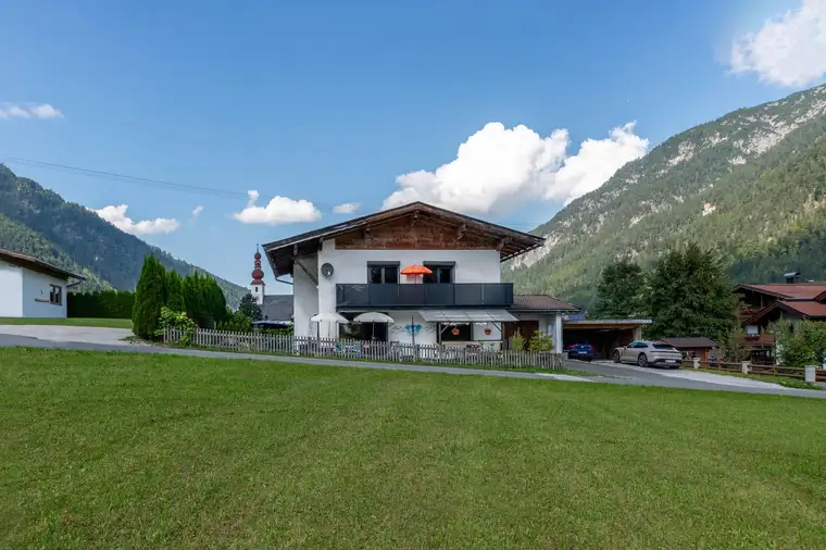Sonniges Einfamilienhaus in zentraler Lage von St. Ulrich ( 05577 )