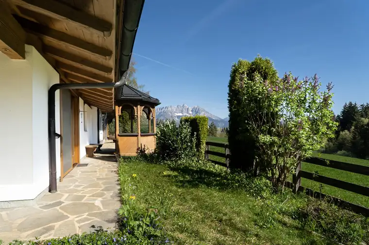 Landhaus in sonniger Ruhelage (06730)