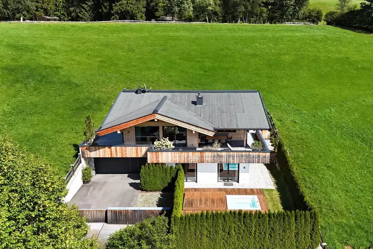 Modernes Alpenchalet in ausblicksreicher Ruhelage(03599)