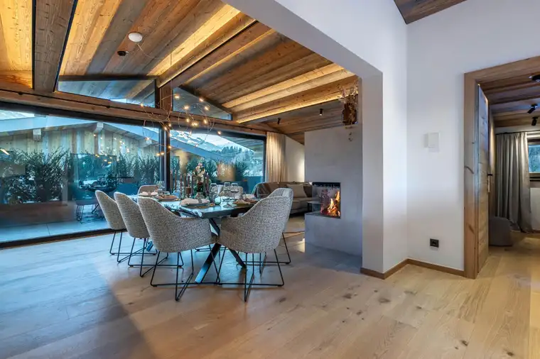 Luxuriöse Maisonette im modernen Alpencharme ( 06277 )