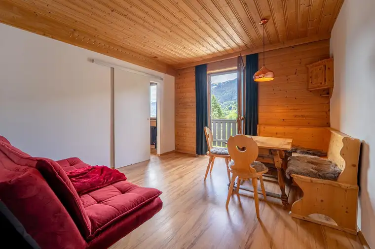 Charmante Wohnung mit Freizeitwohnsitz und Blick auf den Hahnenkamm (06734)