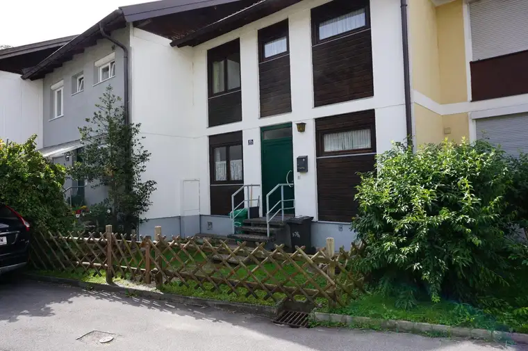 Sanierungsbedürftiges Reihenhaus in der Stadt Salzburg