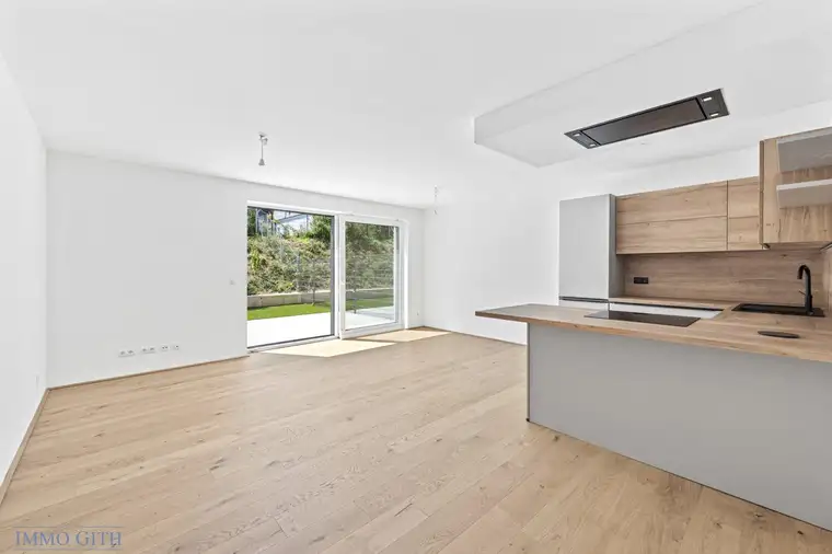 EXKLUSIVES TOWNHOUSE MIT GARTEN, PV-ANLAGE &amp; DESIGNAUSSTATTUNG ZU KAUFEN – WIEN DIREKT VOR DER TÜR