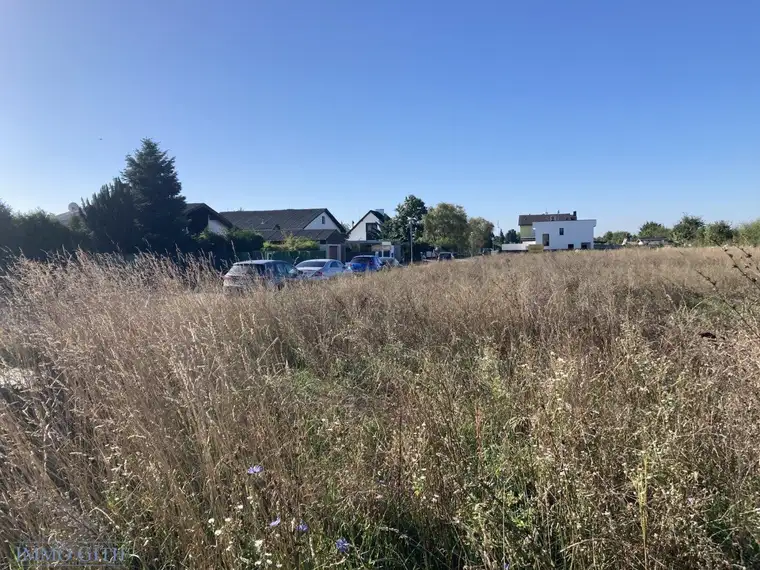 SONNE &amp; NATUR – 723 M² BAUGRUND MIT PERFEKTER INFRASTRUKTUR NAHE WIEN ZU KAUFEN!