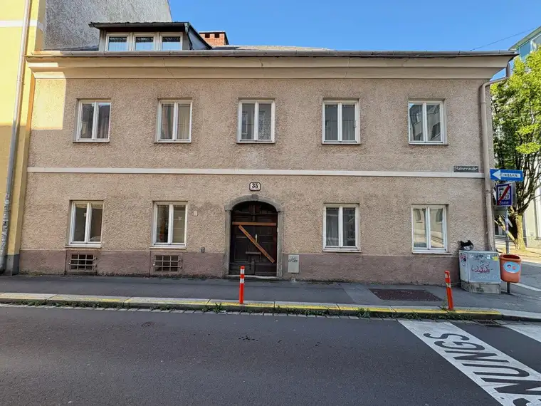 Bauträger - Wohnhaus im Zentrum - Domviertel!