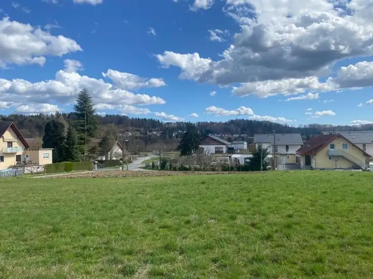 Idylische Sonnenlage in Raaba