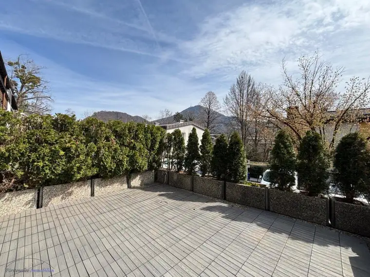 NEUER PREIS: KAUF SALZBURG STADT - PREMIUMLAGE PARSCH - direkt am Kapuzinerberg: Großzügige 103 m² 4–5 Zimmer Wohnung mit 36 m² Süd-Terrasse &amp; Tiefgarage