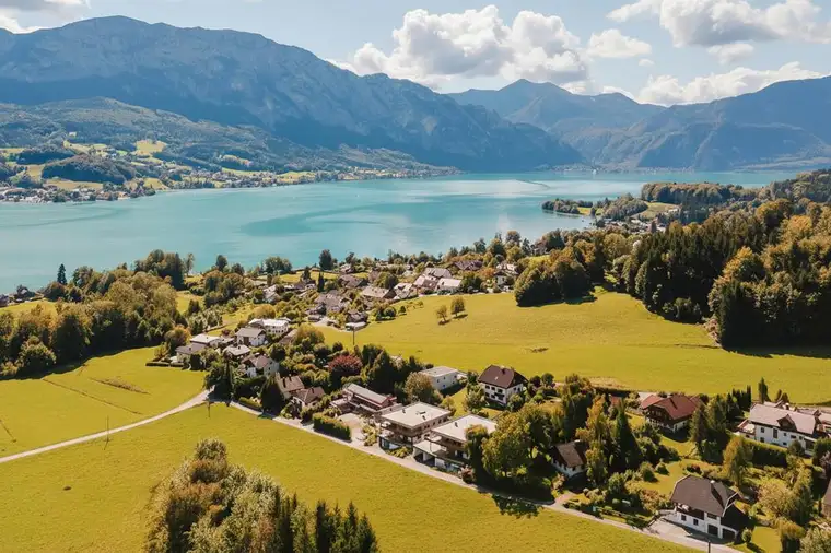 Angekommen!Moderne Gartenwohnung am türkisblauen Attersee