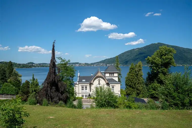 Ein Juwel am Traunsee – Panoramagrundstück in Bestlage