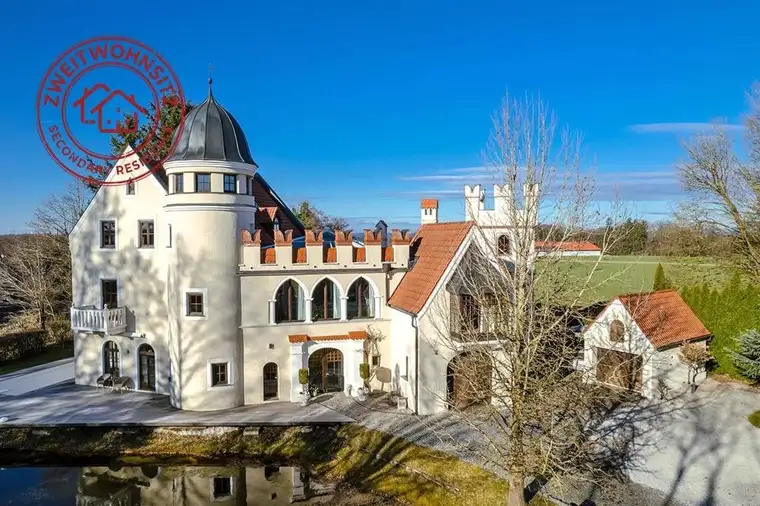 Große Oper!Schloss mit Blick auf Burghausen - nur 1h von München entfernt