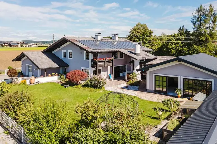 Raumwunder!Familienhaus mit Wellnessbereich und Platz für Ihre Visionen