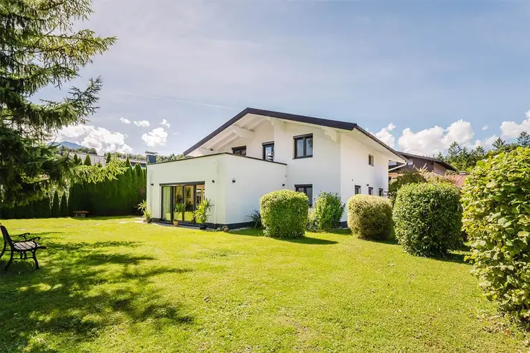 Der erste Blick ...Einfamilienhaus in sonniger Lage