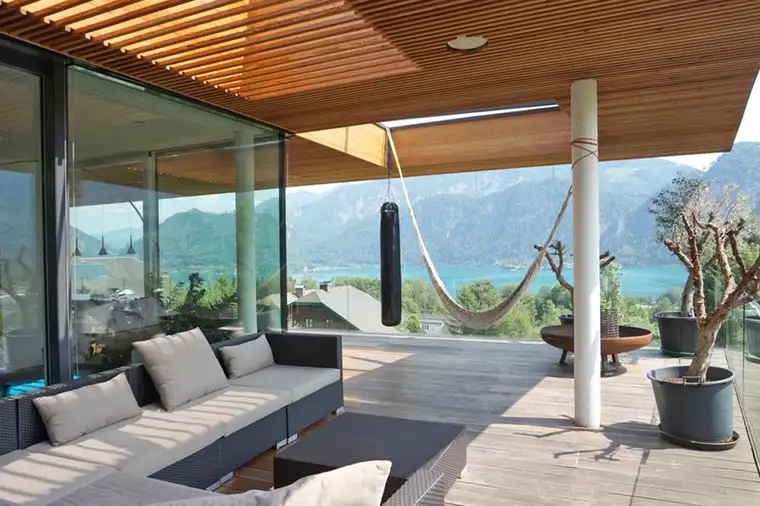 Auf der Sonnenseite! Naturschöne Designer-Villa mit Atterseeblick