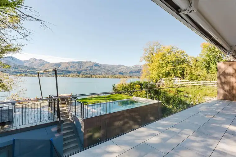 LOGENPLATZ IN ERSTER SEEREIHE!Luxusmaisonette mit Pool und Boje am Wolfgangsee