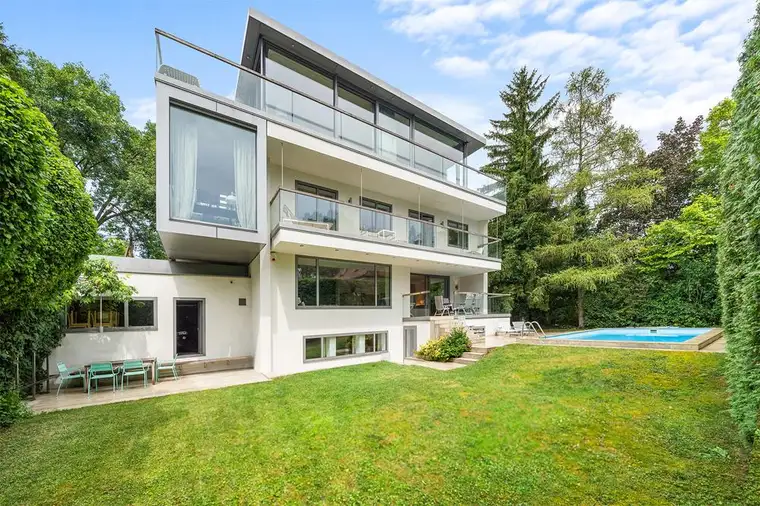 Große Freiheit! Lichtdurchflutete Villa mit Pool im 13. Bezirk