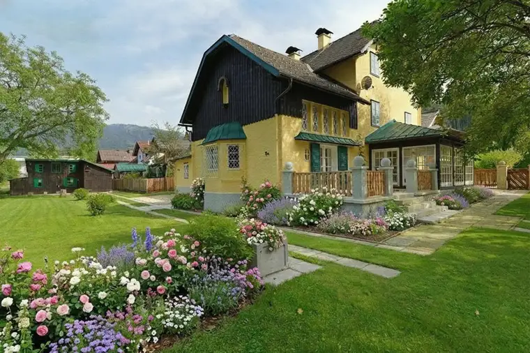 Historische Kaiserstadt-Villa4 Wohneinheiten mit Parkgarten in Bad Ischl