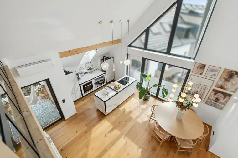 STYLISCH und LUFTIG! Moderne und helle Maisonette-Loft-Wohnung