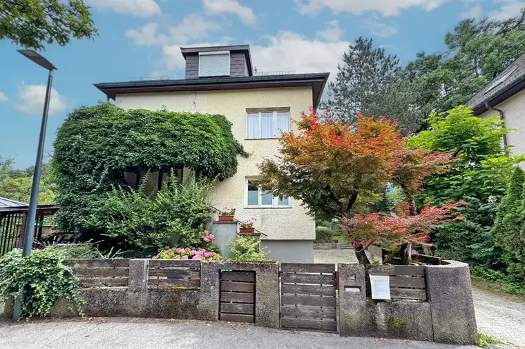 Familie Willkommen!Haus mit 3 Wohneinheiten und viel Potenzialin Aigen
