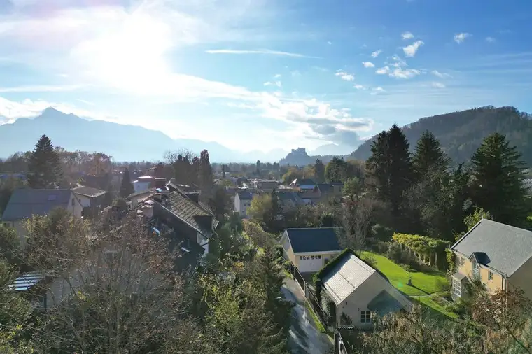 Festungsblick!Villenlage Parsch - Einfamilienhaus mit Potenzial