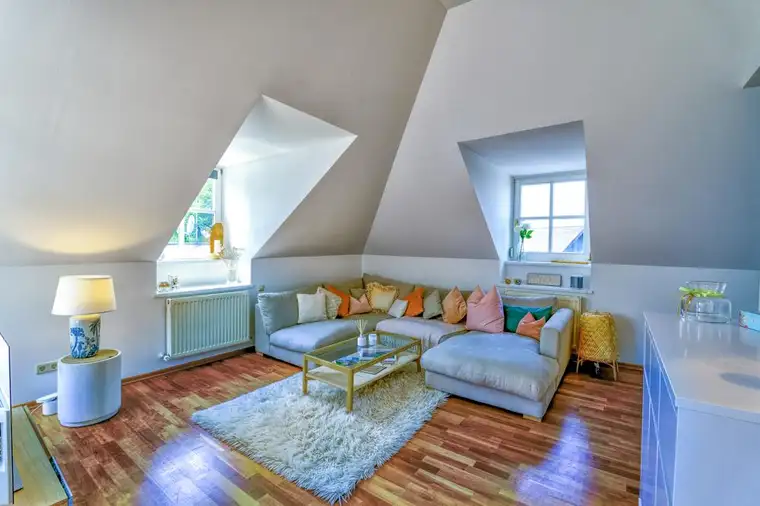 MAXGLANER PREMIUMLAGE! Dachgeschosswohnung mit bezaubernder Panoramaterrasse...